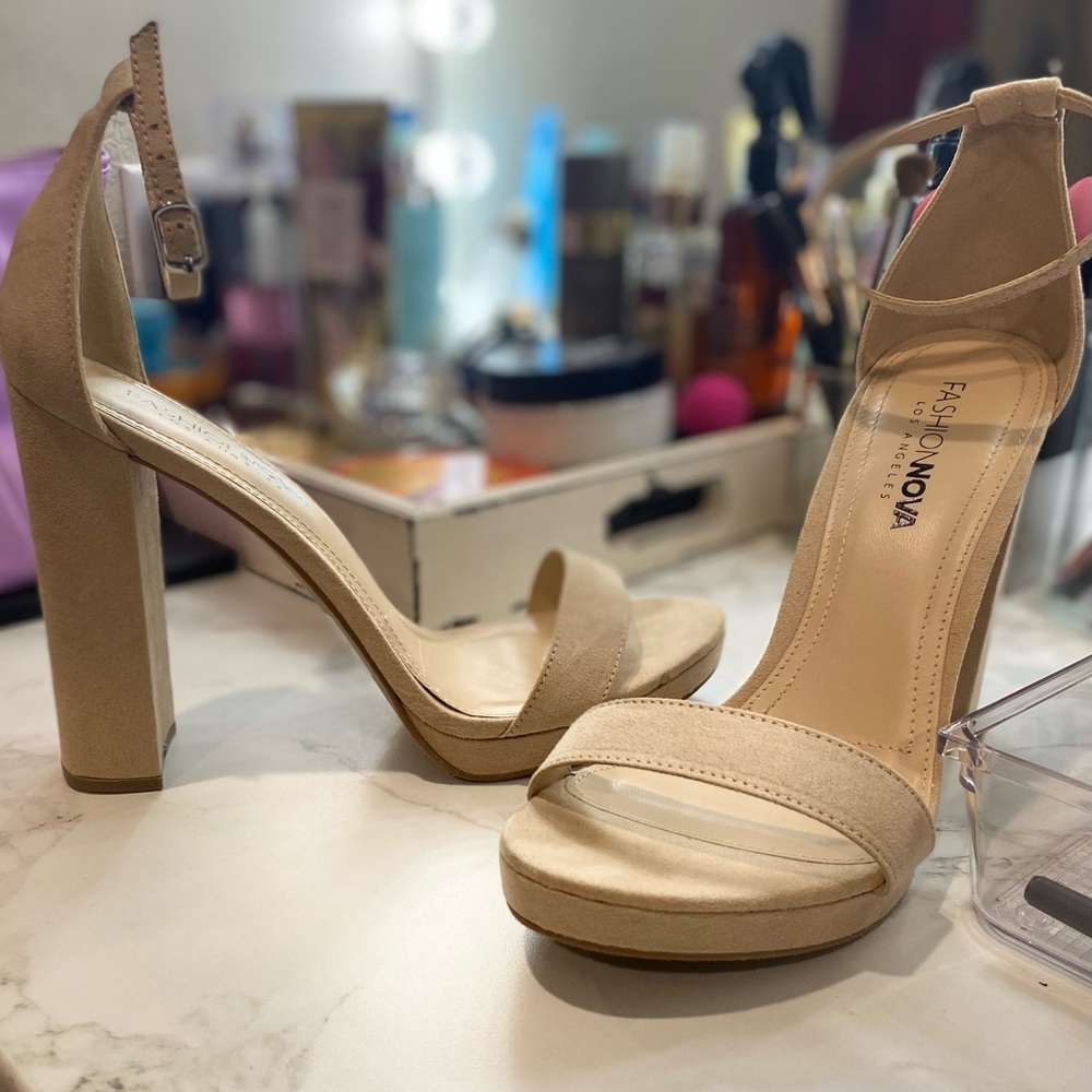 Fashion Nova Tan Block Heel Sandals